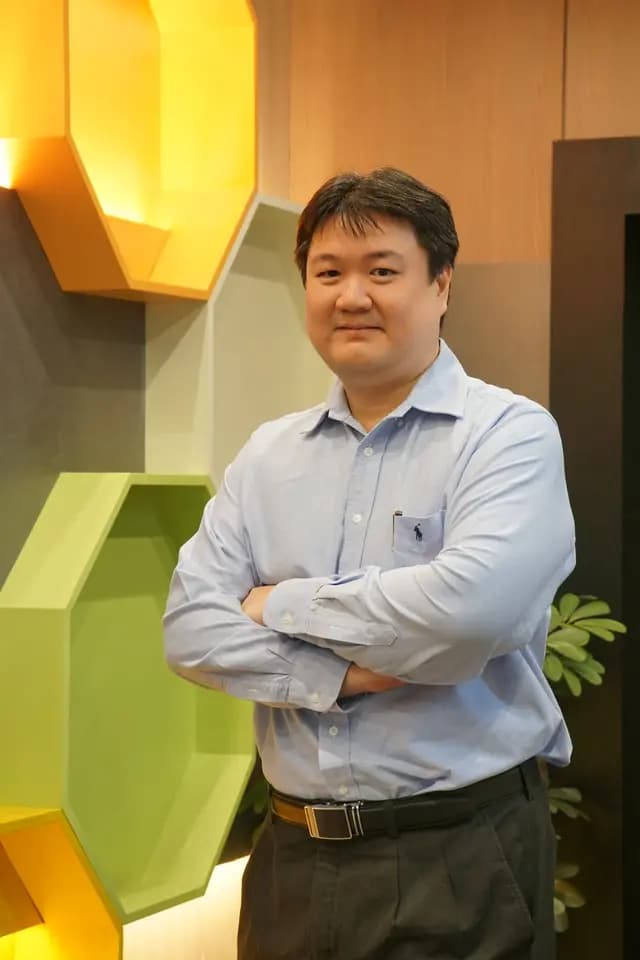 ดร.เสฎฐวิทย์ เกิดผล